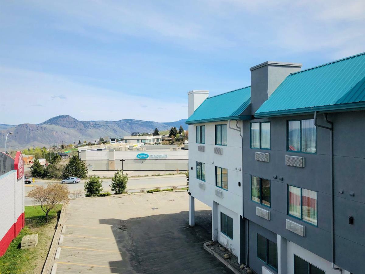 Days Inn By Wyndham Kamloops Bc Exterior photo