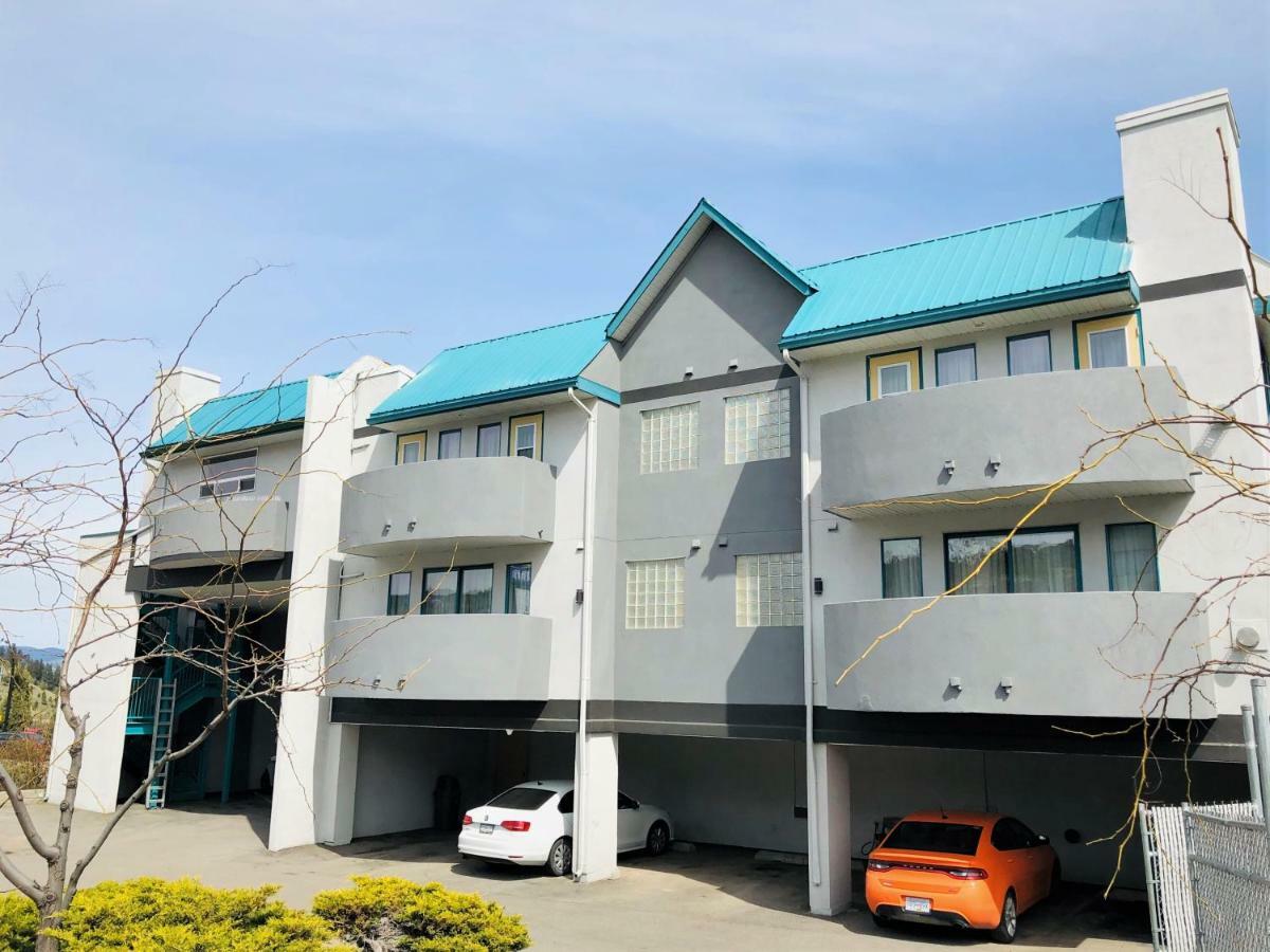Days Inn By Wyndham Kamloops Bc Exterior photo